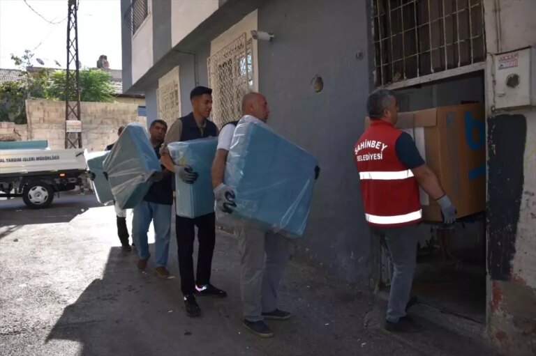 sahinbey belediyesi ihtiyac sahiplerine destek sagliyor juKqbmjY