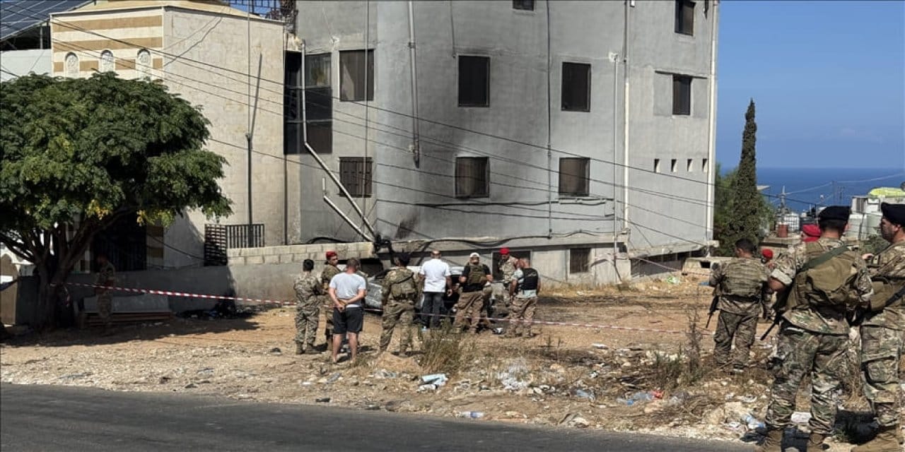 israil gazzeye kara harekati surerken lubnana da girdi 3UV8fKX4