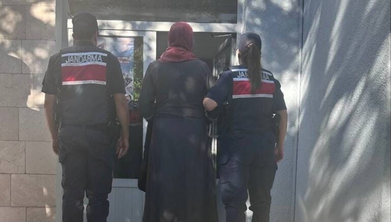 jandarmadan feto operasyonu 1 gozalti XVJuyTxW