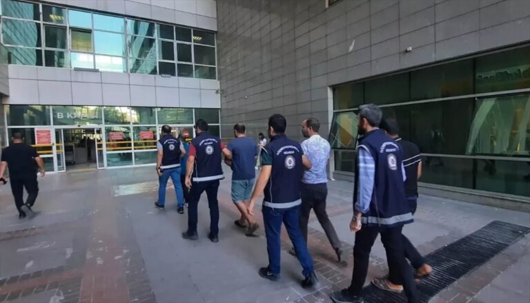 mersinde duzensiz gocmen operasyonu zBM3XM8K