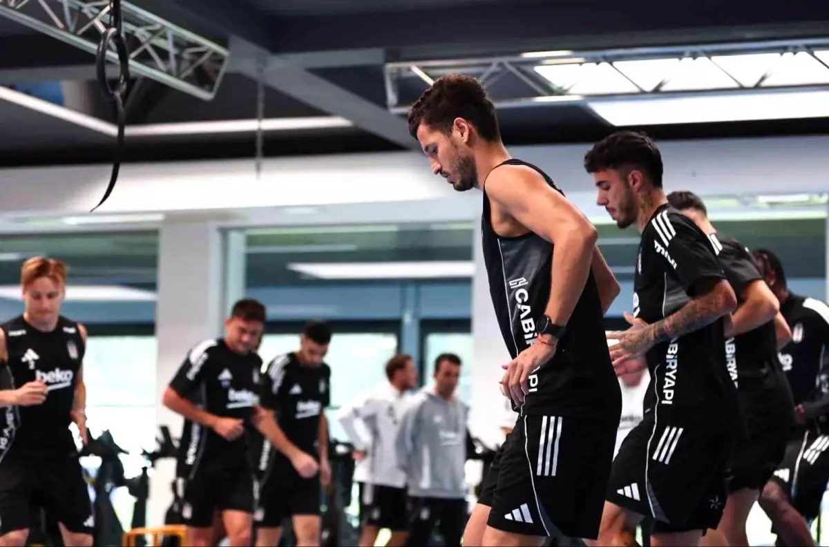 besiktas genclerbirligi maci hazirliklarina devam ediyor lFFm8Okg