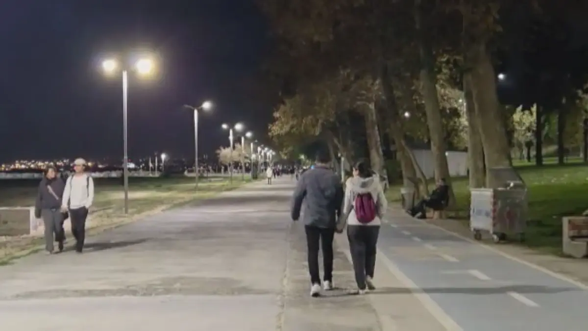 istanbulda 37 buyuklugunde deprem cRzkxRXE.jpg