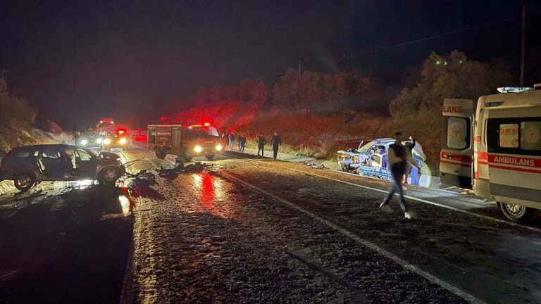 usakta cip ile otomobil carpisti kari koca hayatini kaybetti Hnhy9R2F.jpg