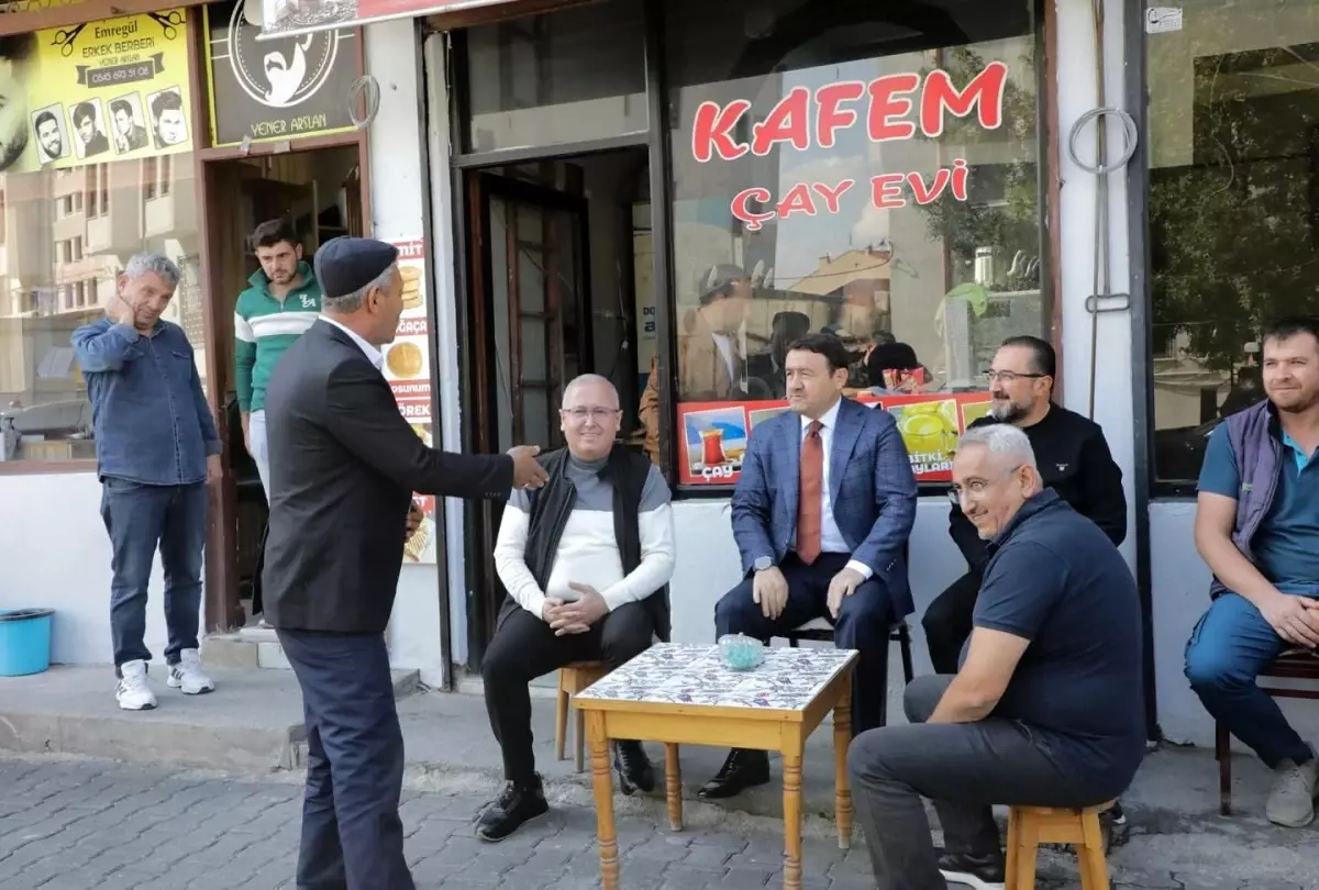 vali isin balikli mahallesinde esnafla bulustu a29VMIPy.jpg