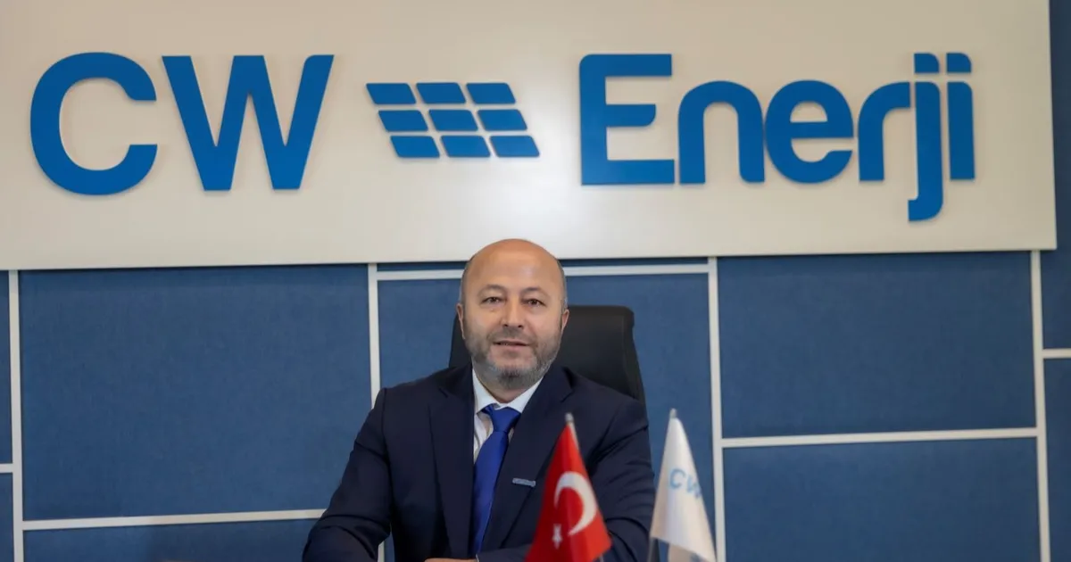 cw enerjiye kariyernetten insana saygi odulu iBHjHTOW.webp