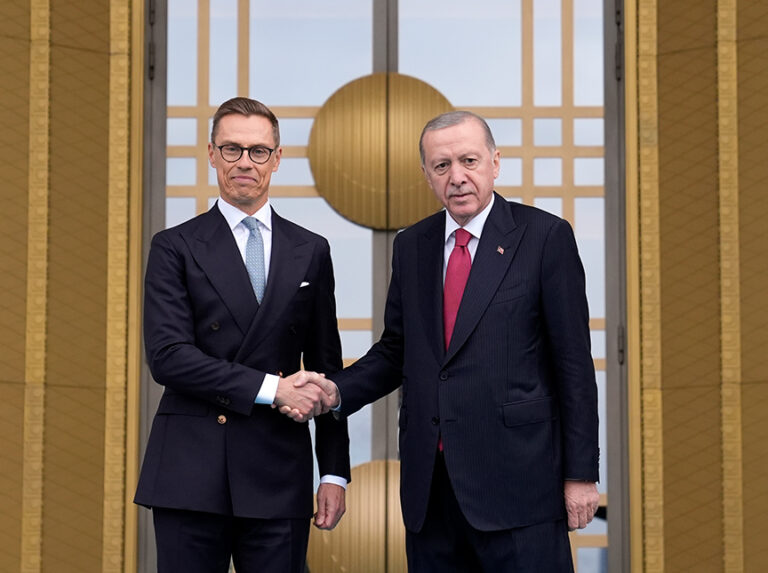 cumhurbaskani-erdogan-finlandiya-cumhurbaskani-stubb-ile-gorustu-4syS868x.jpg