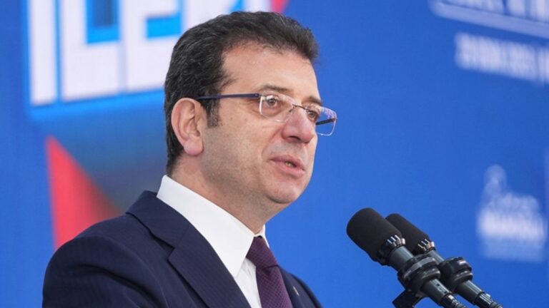 ibb-iddianamesinden-imamoglu-insaatin-resim-galerisinden-is-insanlarina-resim-ve-heykel-aldirildi-ZxQ84nYJ.jpg