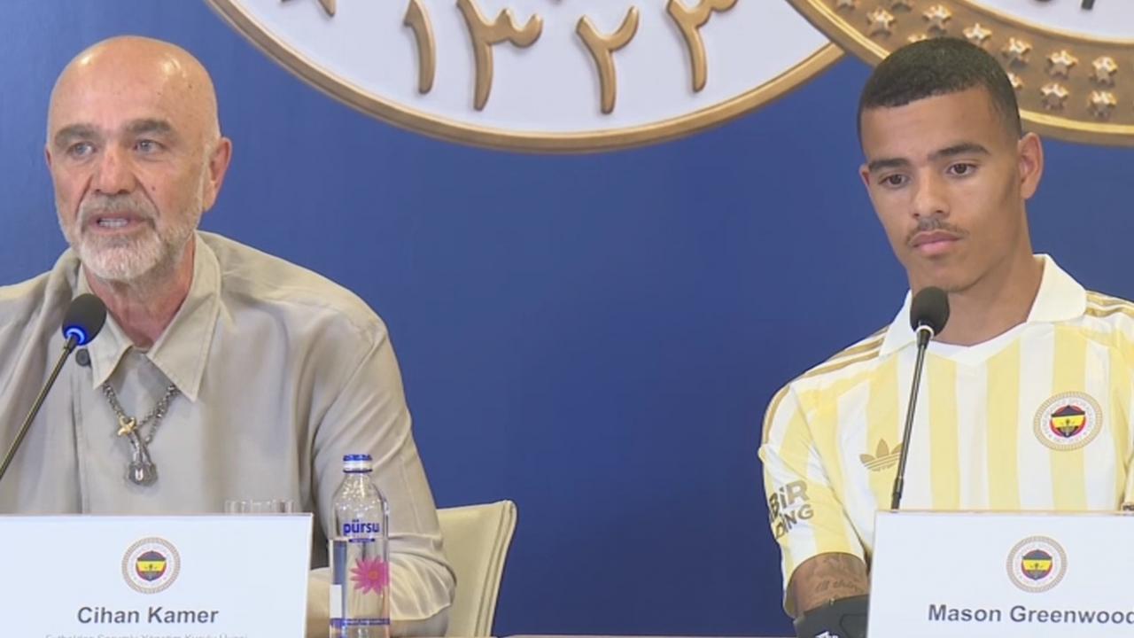 Fenerbahce greenwood nathan ake ve vedat muriqi icin imza toreni duzenliyor xp56ekbV